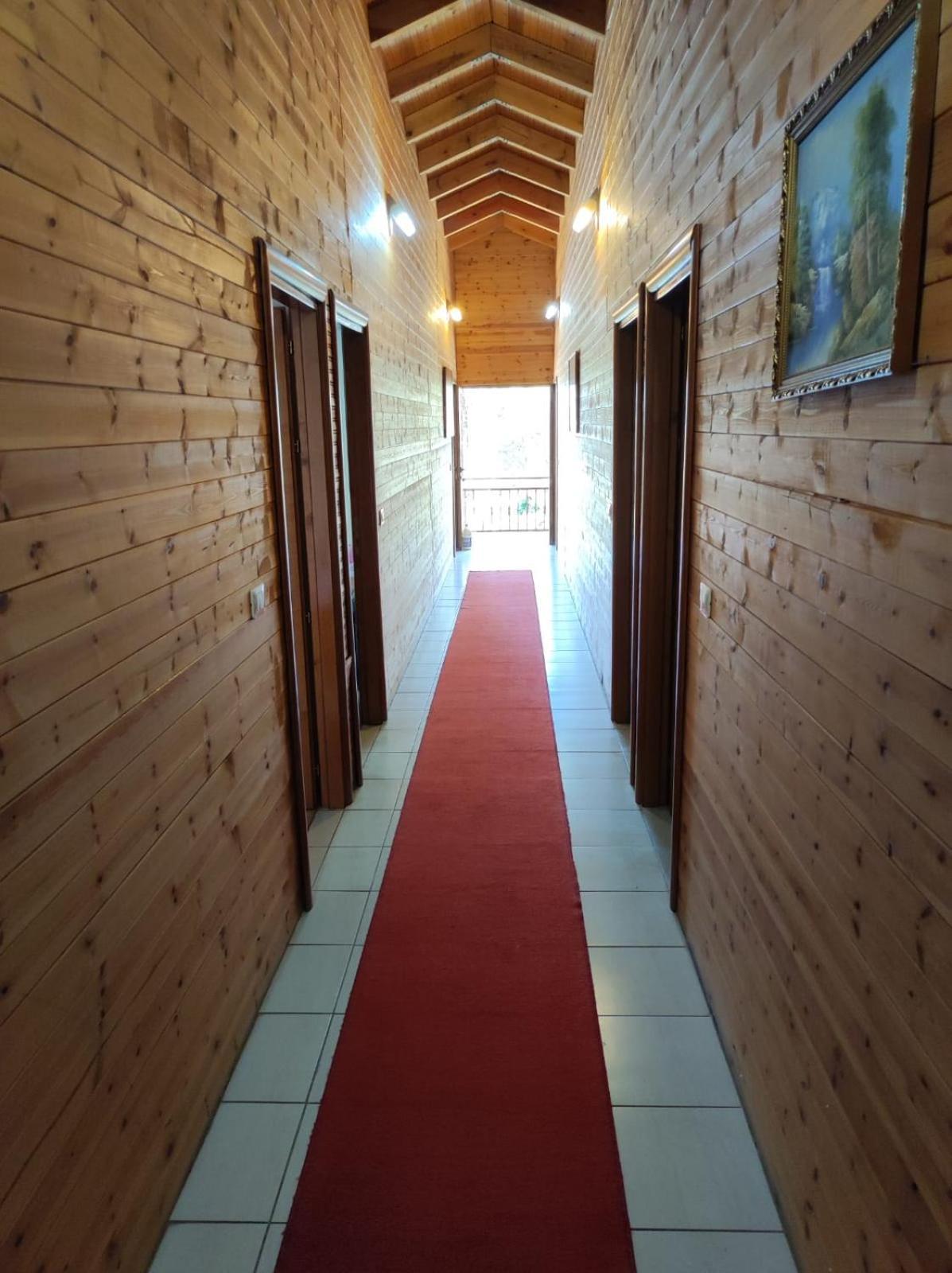 Hotel Toni Llogora Dukat 外观 照片